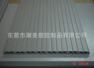 供應(yīng)各種熱銷塑膠卷門條、質(zhì)優(yōu)價廉、歡迎選購 (2)